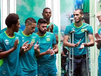 Los jugadores del Chapecoense antes de un entrenamiento.