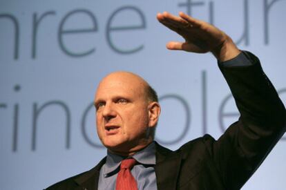 Steve Ballmer, consejero delegado de Microsoft, ayer en el Mobile World Congress de Barcelona.