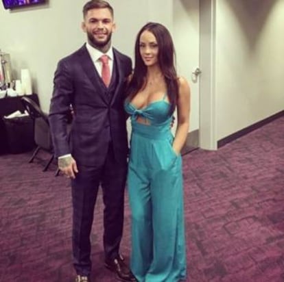 Garbrandt junto a su pareja, la modelo Danielle Pimsanguan.