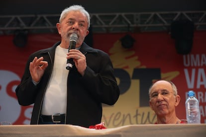 Lula e Falcão em encontro do PT, em novembro passado.