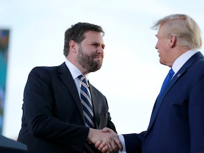 JD Vance con Donald Trump