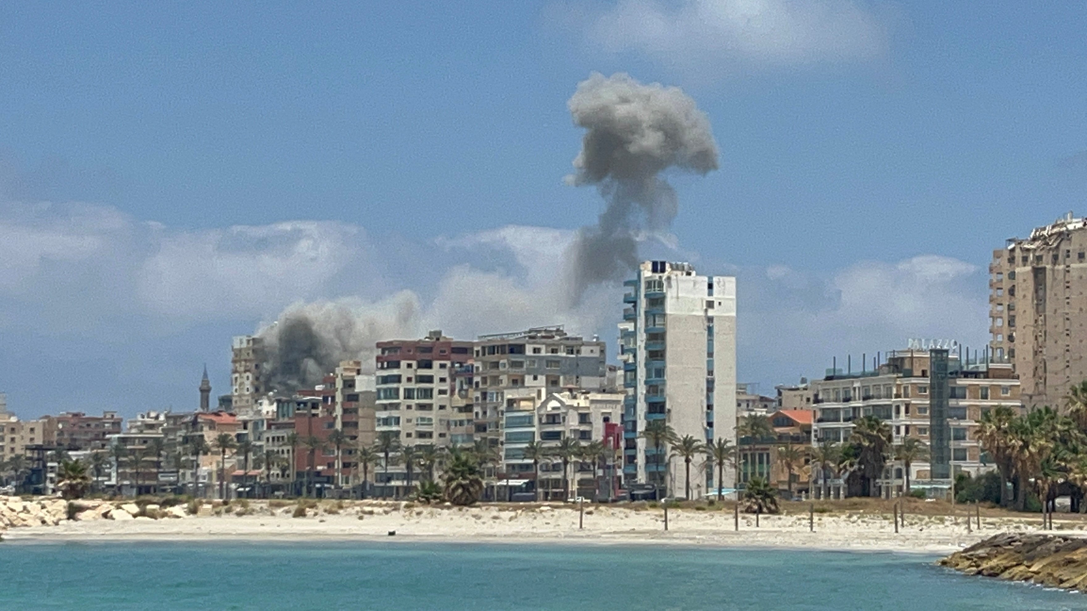 Israel ignora las advertencias de Irán y mata al menos a 29 