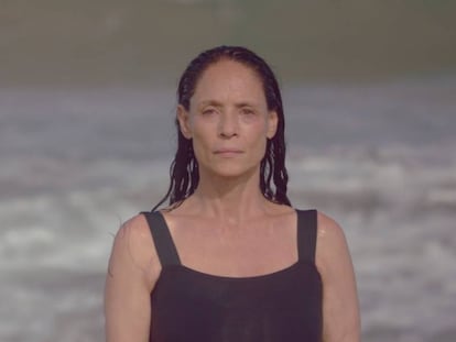 Vários fatores influenciam para que algumas pessoas envelheçam melhor do que outras. Na imagem, a atriz Sônia Braga aparece em uma cena do filme 'Aquarius' (2016).