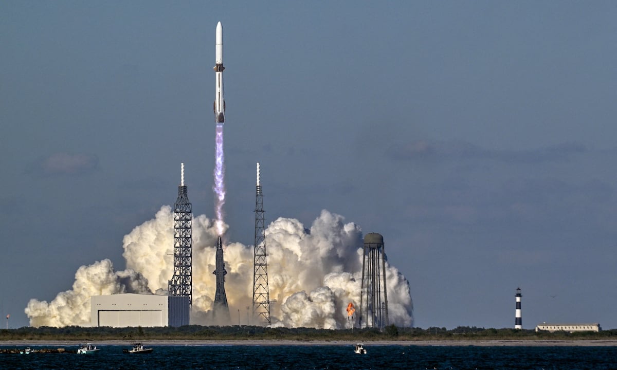 Jeff Bezos adelanta a Elon Musk con la primera misión exitosa a Marte: La nueva era de la carrera espacial