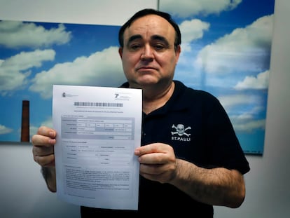 Miquel Baco, empresario de Terrassa que tiene la ayuda de autónomos bloqueada por una deuda de dos céntimos.