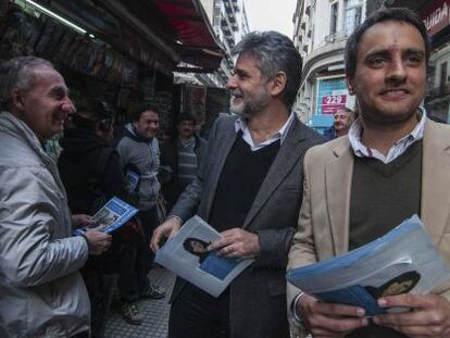 Deputy Juan Cabandié (right) seen last July in Buenos Aires.