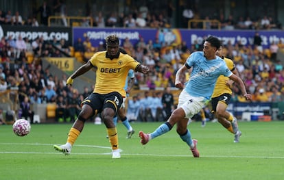 Reijnders anota el 0-2 del City ante el Wolves, este sábado.
