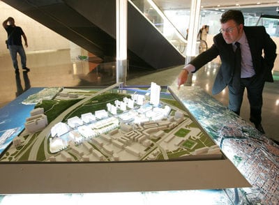 Maqueta del proyecto urbanístico <b><i>Puerta de Bilbao,</b></i> en Barakaldo, cuyos terrenos  motivaron la deuda de los 43 millones de IVA.