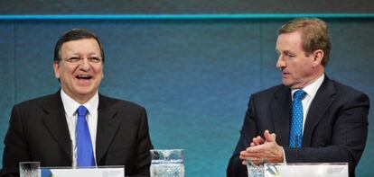 Jose Manuel Durao Barroso, presidente de la Comisión Europea, y Enda Kenny, primer ministro de Irlanda