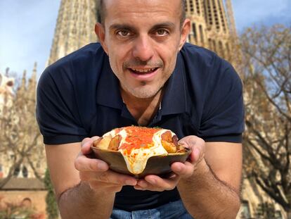 Eduardo González comenzó a escribir en Internet sobre patatas bravas. Imagen proporcionada por el propio González.
