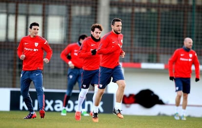 Los jugadores del Athletic, Valverde, Aduriz, Ibai, Gurpegui, y Toquero, en el entrenamiento previo al partido de semifinales de ida de la Copa 