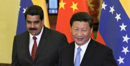 Nicolás Maduro y Xi Jinping, presidentes venezolano y chino, respectivamente, en Pekín en 2015.