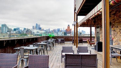 Terraza del hotel The Ridge, en el Lower East Side de Nueva York.