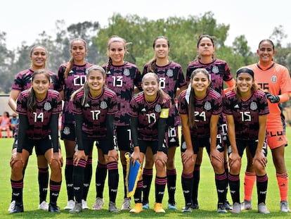 Futbolistas de la selección femenina sub-20 de México, durante un amistoso.