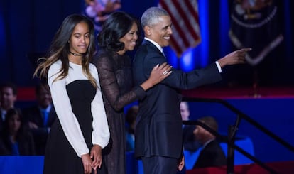 Malia Obama, Michelle Obama y Barack Obama, en uno de los muchos actos que se sucedieron durante el mandato.