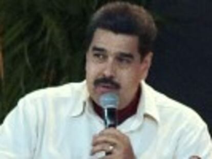 Nicolás Maduro anuncia que o setor público não trabalhará nas sextas-feiras de abril e maio para economizar energia