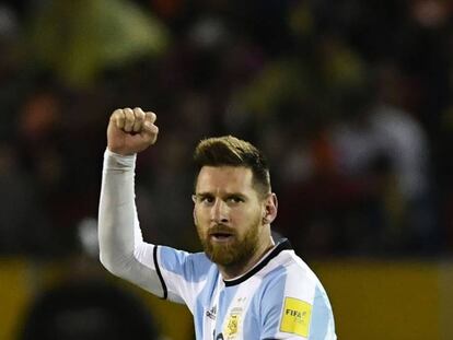 Messi comemora classificação da Argentina na última rodada das eliminatórias.