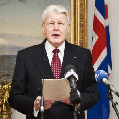 el presidente Olafur Ragnar Grimsson.