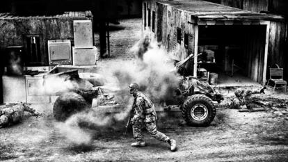 Un soldado se entrena en 2008 en Fort Irwin (California). Esta base estadounidense recrea las condiciones de combate en Irak y Afganistán.