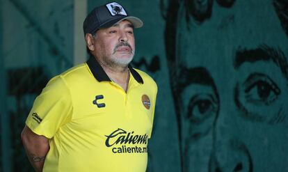 Diego Armando Maradona, como entrenador de los Dorados de Sinaloa.