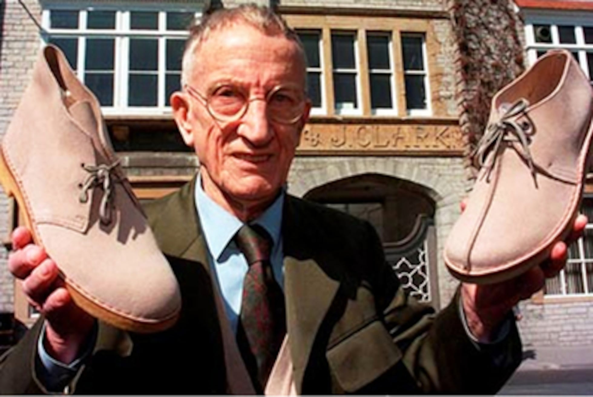 Nathan Clark, el zapatero que se inspiró en el frente | Necrologicas | EL  PAÍS, image size:1960x1313