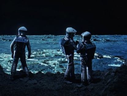 Fotograma de la pelicula 2001 una odisea en el espacio, de Stanley Kubrick.