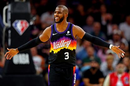 Chris Paul celebra el triunfo de los Suns ante los Warriors.