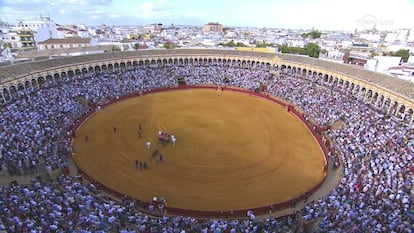 La plaza de La Maestranza en tarde de festejo.