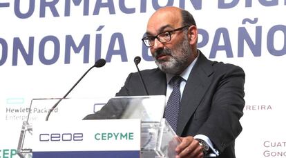 Fernando Abril-Martorell, presidente de Indra, en Madrid el 11 de mayo de 2016.