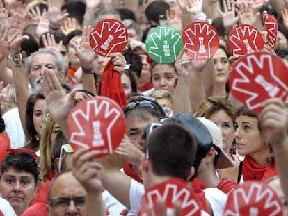 Concentraci&oacute;n en Pamplona en rechazo a las agresiones.