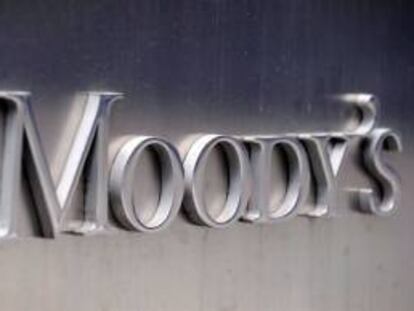 Moody's había rebajado hasta "negativa" la perspectiva de la calificación de la deuda de la primera economía mundial en agosto de 2011. EFE/Archivo