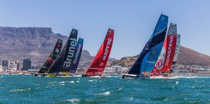 Salida desde Ciudad del Cabo (Sud&aacute;frica) de la tercera etapa de la la Volvo Ocean Race