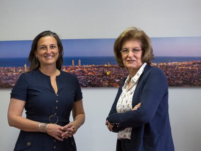 María Teixidor (izquierda) y María Teresa Andreu, el jueves en Barcelona.
