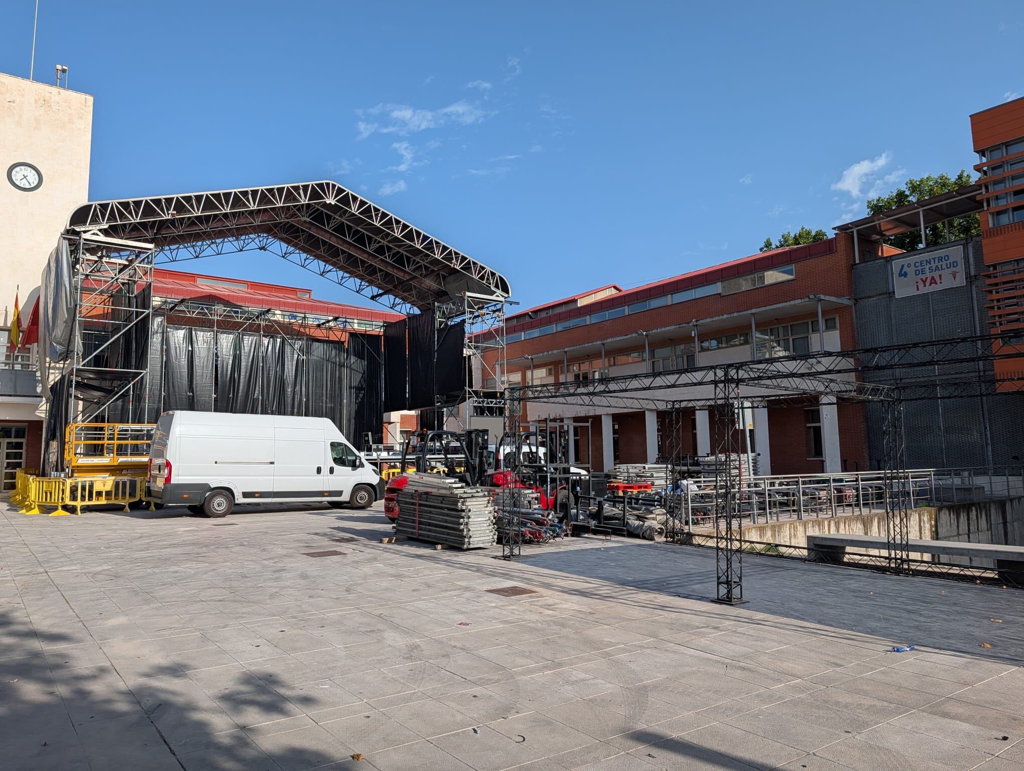 La suspensión cautelar del festival de eldiario.es desata un choque político entre el PP madrileño y el Ayuntamiento de Rivas