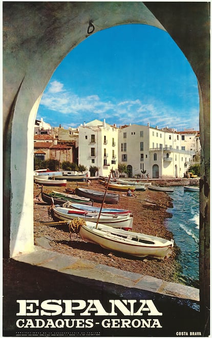 Promoción de Cadaqués en los sesenta, con una fotografía de Ramón Masats.