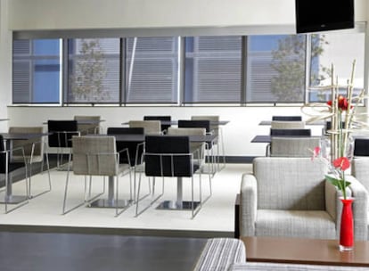 Interior del hotel Holiday Inn Express Barcelona 22@