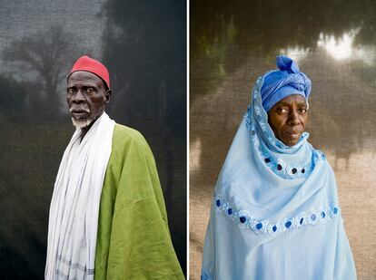 Dam Sallah (izquierda),  jefe de aldea y Fatou Dansu, vocal de derechos humanos (Gambia).