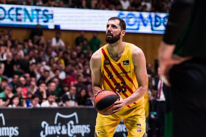 Club Joventut Badalona v FC Barcelona