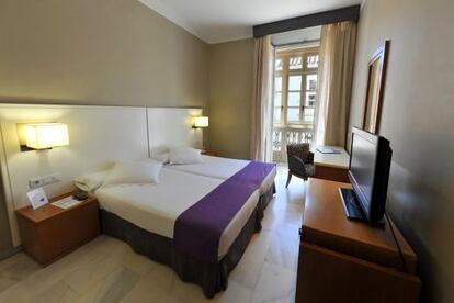 Una de las habitaciones del hotel Atarazanas de Málaga.