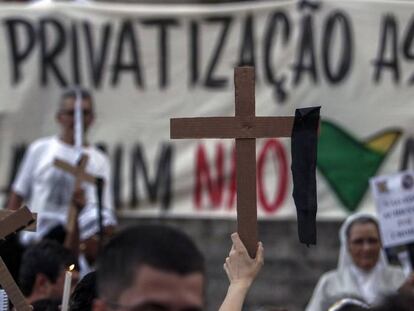 Manifestação na catedral da Sé, em São Paulo no dia 1º de fevereiro