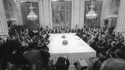 Conferencia de Paz sobre Oriente Próximo, el 30 de noviembre de 1991 en el Palacio Real de Madrid.