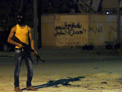 Un hombre armado, en Bengasi el 29 de julio