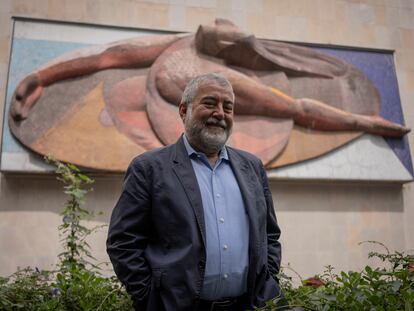 Carlos Heredia Zubieta, economista y académico mexicano del CIDE, a las afueras del museo de Memoria y Tolerancia, en Ciudad de México, el 15 de agosto de 2022.