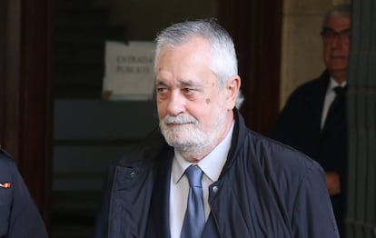 José Antonio Griñán sale de la Audiencia de Sevilla el día que fue notificado de sentencia de los ERE.