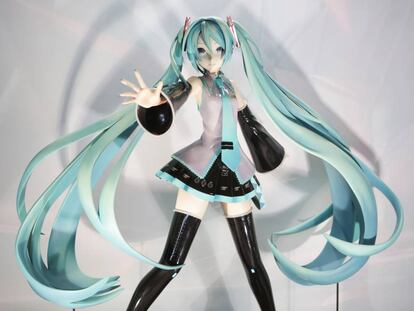 Figura en tamaño real de Hatsune Miku.