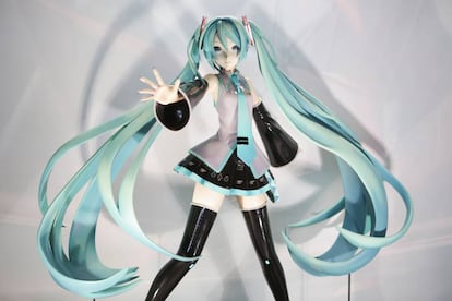 Figura en tamaño real de Hatsune Miku.