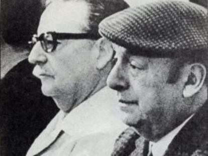 Pablo Neruda (right) with Salvador Allende. 