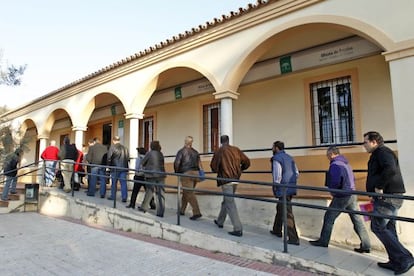 Training centers that are under investigation received government subsidies to give classes to unemployed people in Andalusia.