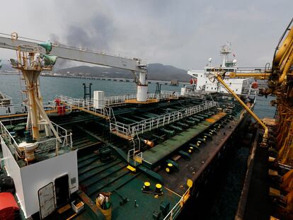 Vista del muelle de la refinería El Palito cerca de Puerto Cabello, Venezuela. En mayo de 2020.