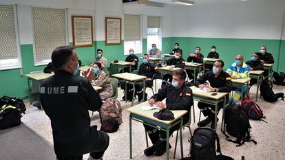 Curso básico de la Unidad Militar de Emergencias.